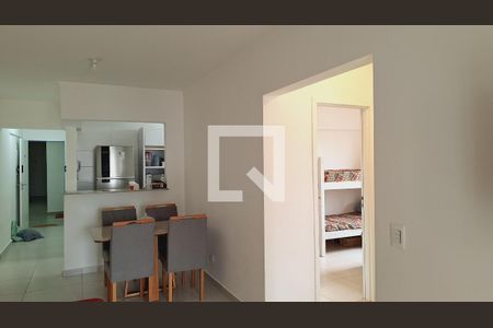 Sala de apartamento para alugar com 2 quartos, 76m² em Guilhermina, Praia Grande