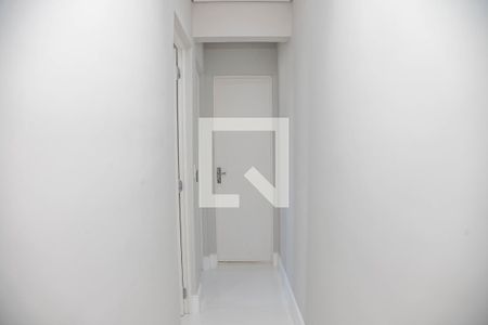 Corredor  de apartamento para alugar com 2 quartos, 43m² em Jardim Canhema, Diadema