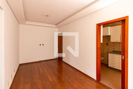 Sala de apartamento à venda com 2 quartos, 60m² em Padre Eustáquio, Belo Horizonte