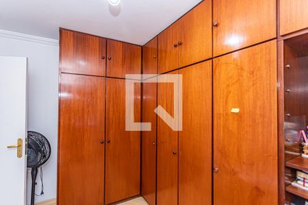 Quarto 2 de apartamento para alugar com 2 quartos, 71m² em Vila Bonilha, São Paulo