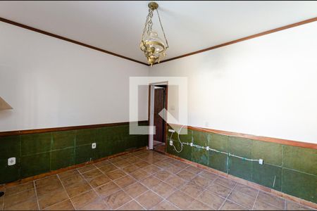 Sala de casa à venda com 4 quartos, 150m² em Itaipu, Niterói