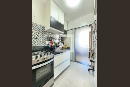 Cozinha de apartamento à venda com 2 quartos, 70m² em São Lucas, Belo Horizonte