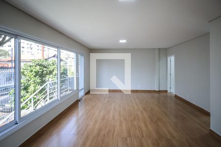 Sala de casa à venda com 3 quartos, 351m² em Jardim da Saúde, São Paulo