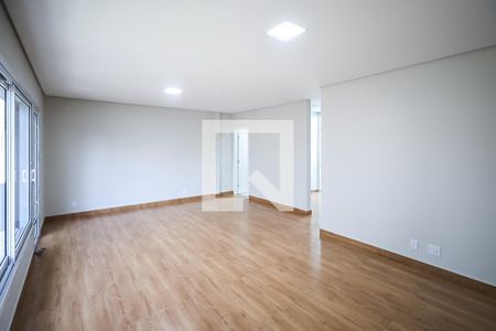 Sala de casa à venda com 3 quartos, 351m² em Jardim da Saúde, São Paulo