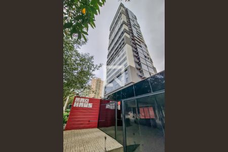 Fachada de apartamento para alugar com 1 quarto, 74m² em Santo Amaro, São Paulo