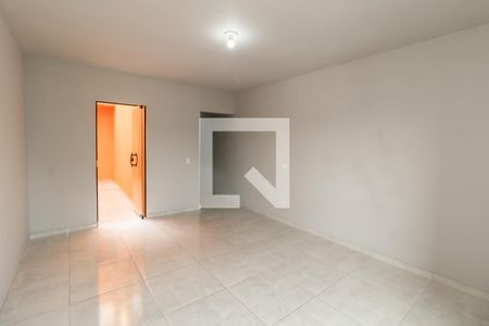 Sala de casa à venda com 3 quartos, 133m² em Vila Nhocuné, São Paulo