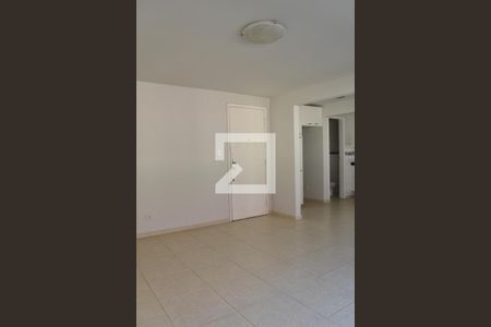 Sala de apartamento para alugar com 2 quartos, 90m² em Água Verde, Curitiba