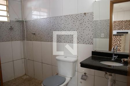 Banheiro de casa para alugar com 1 quarto, 60m² em Residencial Recreio Panorama, Goiânia