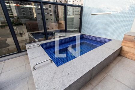Apartamento para alugar com 70m², 2 quartos e 2 vagas Apartamento para alugar com 70m², 2 quartos e 2 vagasPiscina
