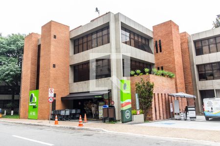 Apartamento para alugar com 70m², 2 quartos e 2 vagas Apartamento para alugar com 70m², 2 quartos e 2 vagasMercado