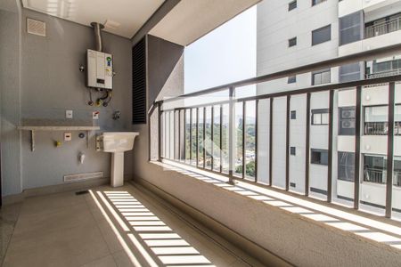 Varanda de apartamento para alugar com 2 quartos, 69m² em Alphaville, Barueri