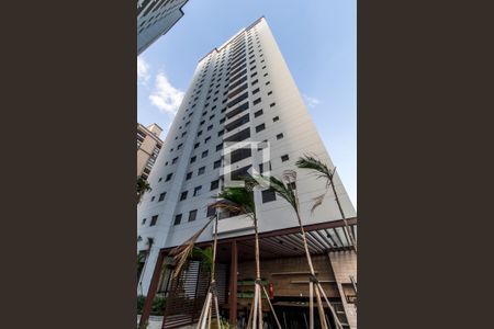 Apartamento para alugar com 70m², 2 quartos e 2 vagas Apartamento para alugar com 70m², 2 quartos e 2 vagasFachada do bloco