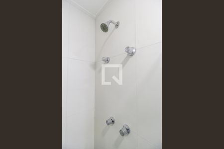 Apartamento para alugar com 70m², 2 quartos e 2 vagas Apartamento para alugar com 70m², 2 quartos e 2 vagasDetalhe do Banheiro da Suite