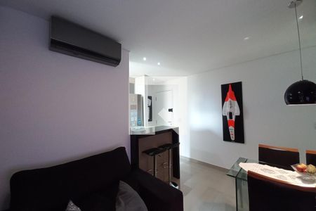 Sala de apartamento à venda com 2 quartos, 57m² em Vila Nova, Campinas