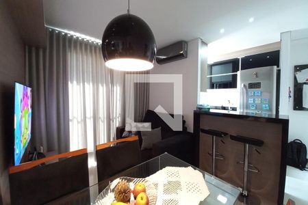 Sala de apartamento à venda com 2 quartos, 57m² em Vila Nova, Campinas