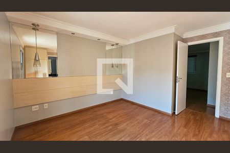 Suite de casa de condomínio à venda com 3 quartos, 182m² em Vila Sofia, São Paulo