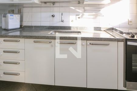 Apartamento à venda com 115m², 3 quartos e 3 vagas Apartamento à venda com 115m², 3 quartos e 3 vagasCozinha