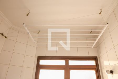 Apartamento à venda com 115m², 3 quartos e 3 vagas Apartamento à venda com 115m², 3 quartos e 3 vagasÁrea de Serviço