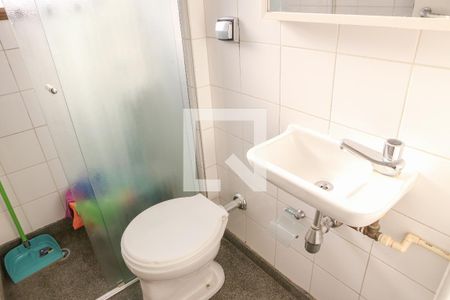 Apartamento à venda com 115m², 3 quartos e 3 vagas Apartamento à venda com 115m², 3 quartos e 3 vagasBanheiro da Área de serviço