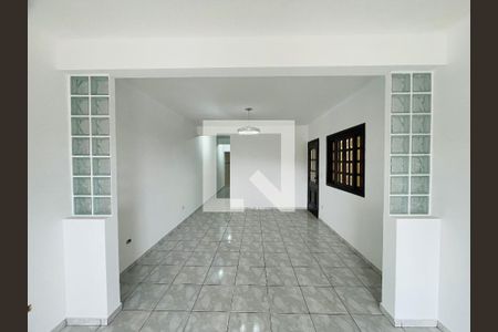 Sala de casa à venda com 4 quartos, 172m² em Jardim Santa Cecilia, Guarulhos