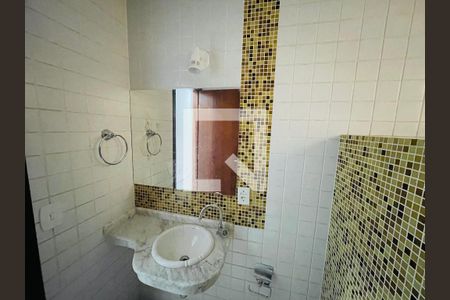 Lavabo de casa à venda com 4 quartos, 172m² em Jardim Santa Cecilia, Guarulhos