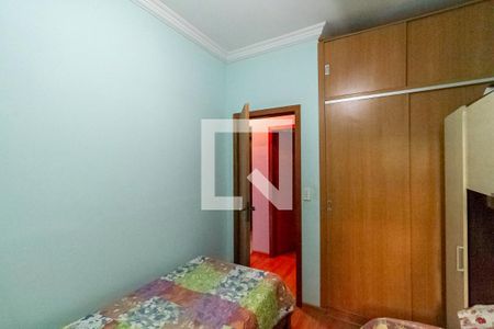 Quarto de casa de condomínio para alugar com 2 quartos, 70m² em São João Batista, Belo Horizonte