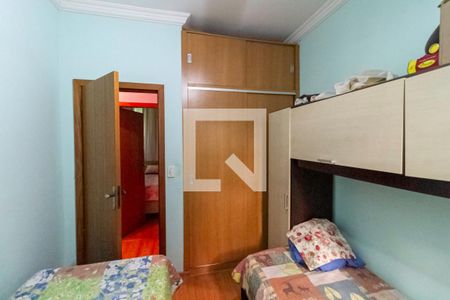 Quarto de casa de condomínio para alugar com 2 quartos, 70m² em São João Batista, Belo Horizonte