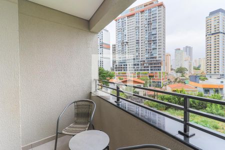 Varanda de kitnet/studio à venda com 1 quarto, 25m² em Jardim das Acacias, São Paulo