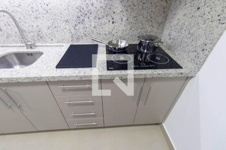 Sala/Cozinha de apartamento para alugar com 1 quarto, 30m² em Centro, Curitiba