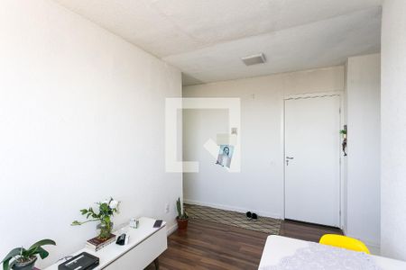 Sala  de apartamento para alugar com 2 quartos, 43m² em Jardim do Lago, São Paulo