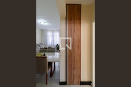 Sala de apartamento à venda com 3 quartos, 76m² em Ouro Preto, Belo Horizonte