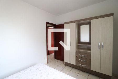 Apartamento para alugar com 2 quartos, 56m² em Santa Mônica, Uberlândia