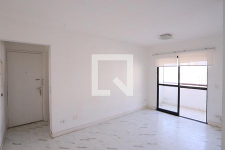 Sala de apartamento à venda com 3 quartos, 71m² em Vila Bertioga, São Paulo