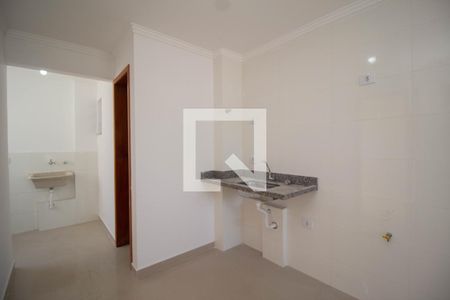 Cozinha de apartamento para alugar com 2 quartos, 40m² em Jardim Mangalot, São Paulo