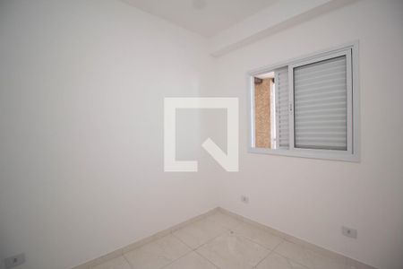 Quarto 2 de apartamento para alugar com 2 quartos, 40m² em Jardim Mangalot, São Paulo