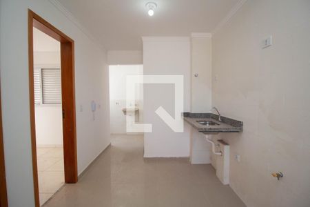 Cozinha de apartamento para alugar com 2 quartos, 40m² em Jardim Mangalot, São Paulo