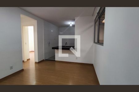 Sala de apartamento à venda com 2 quartos, 58m² em Chácara Cotia, Contagem