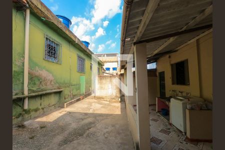 vista sala de casa à venda com 3 quartos, 445m² em Betim Industrial, Betim