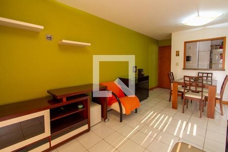 Sala de apartamento para alugar com 2 quartos, 65m² em Barra da Tijuca, Rio de Janeiro