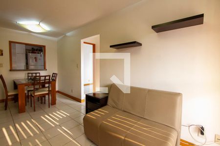 Sala de apartamento para alugar com 2 quartos, 65m² em Barra da Tijuca, Rio de Janeiro