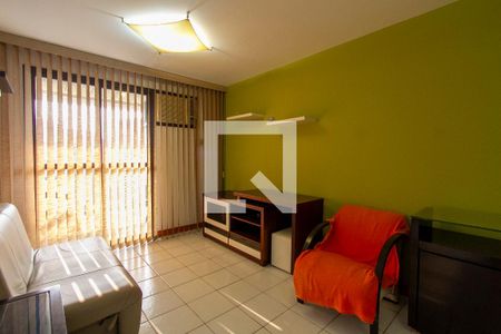 Sala de apartamento para alugar com 2 quartos, 65m² em Barra da Tijuca, Rio de Janeiro