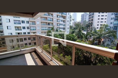 Varanda Sala de apartamento à venda com 4 quartos, 197m² em Jardim Ampliacao, São Paulo