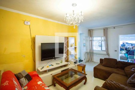 Sala de TV de casa à venda com 8 quartos, 200m² em Jardim Clelia, Diadema