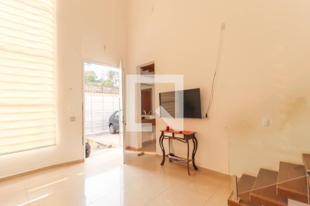 Sala de casa à venda com 3 quartos, 220m² em Loteamento Jardim Tropical, Jundiaí