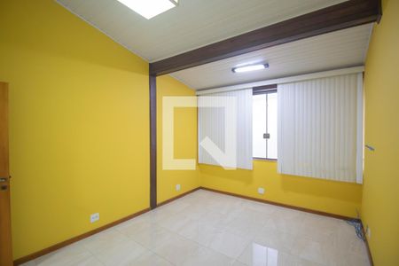 Suíte 1 de casa para alugar com 2 quartos, 90m² em Coelho, São Gonçalo