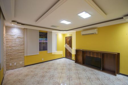 Sala de casa para alugar com 2 quartos, 280m² em Coelho, São Gonçalo