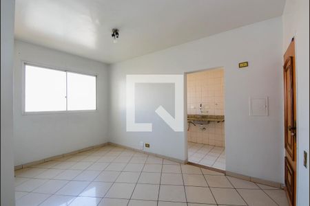 Sala de apartamento para alugar com 2 quartos, 68m² em Picanço, Guarulhos