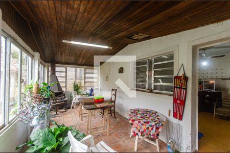 Casa para alugar com 280m², 3 quartos e 4 vagas Casa para alugar com 280m², 3 quartos e 4 vagasJardim de Inverno