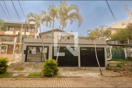 Casa para alugar com 280m², 3 quartos e 4 vagas Casa para alugar com 280m², 3 quartos e 4 vagasFachada da Casa