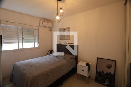 Quarto 1 de apartamento à venda com 2 quartos, 48m² em Fátima, Canoas